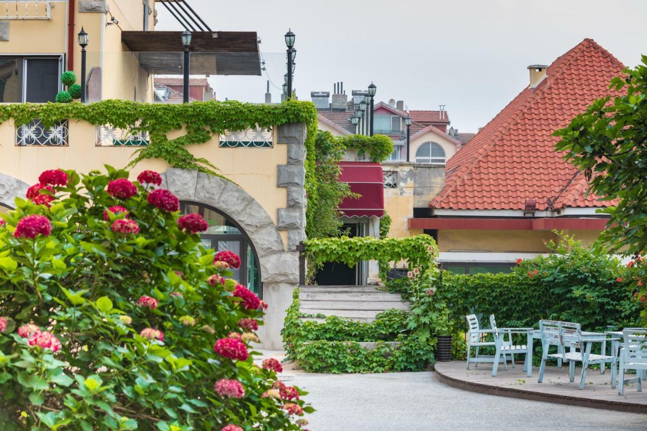 Qingdao The Castle Hotel Exterior foto